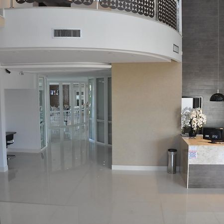 Kamur Plaza Hotel Goianesia Εξωτερικό φωτογραφία