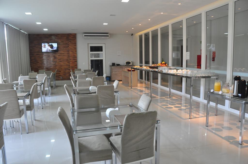Kamur Plaza Hotel Goianesia Εξωτερικό φωτογραφία